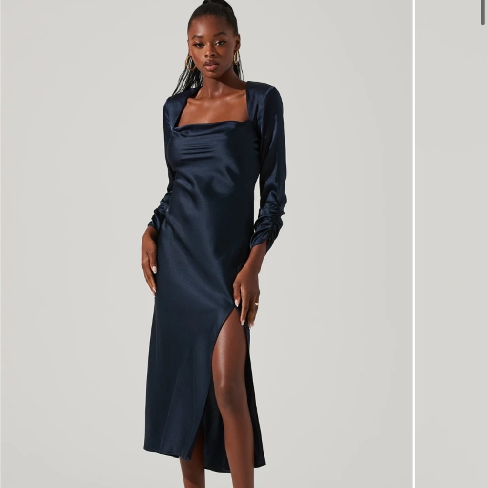 ASTR The Label Gracie Long Sleeve Satin Cutout Midi Dress